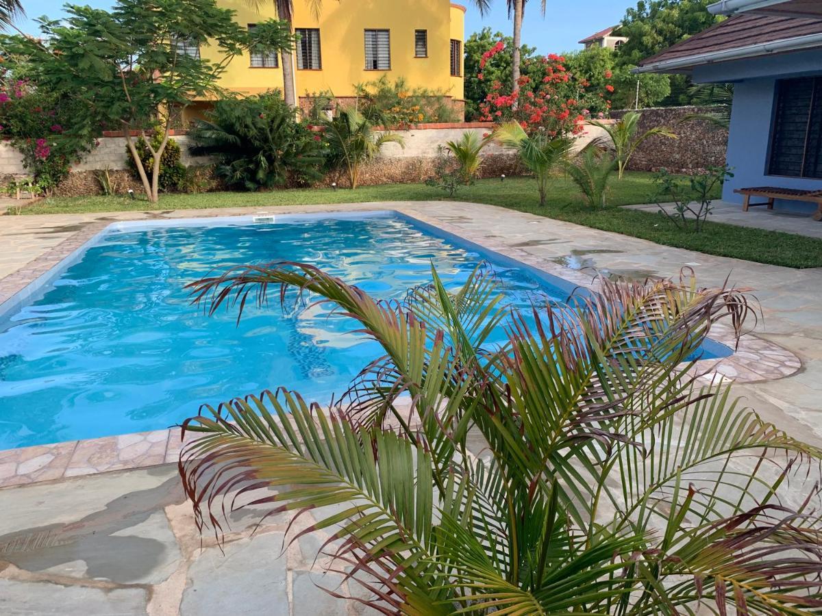 Lions Home Diani Beach Kültér fotó